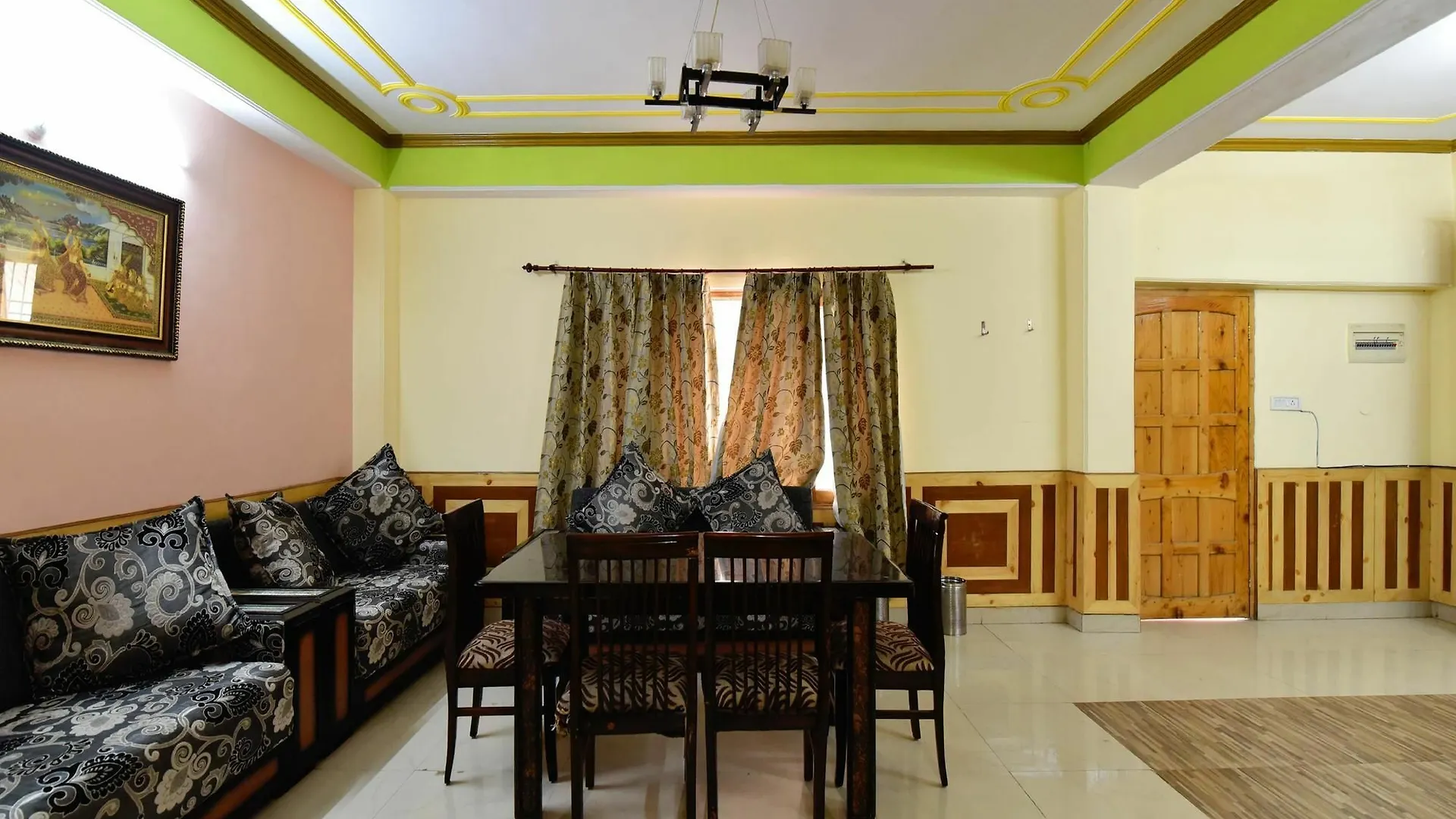 Oyo 4681 Snow Flake Cottage Shimla